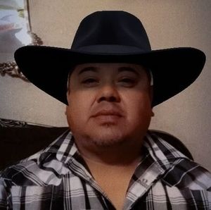 Meet your Posher, Everardo